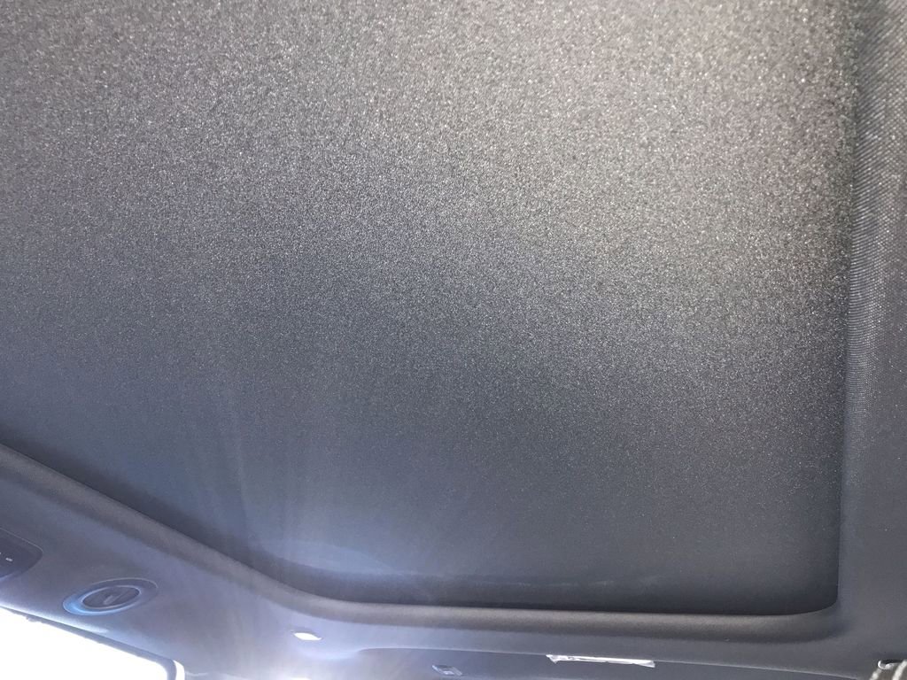 New 2026 Chrysler Pacifica Limited w/ Uconnect Theater Family Group FWD image 22