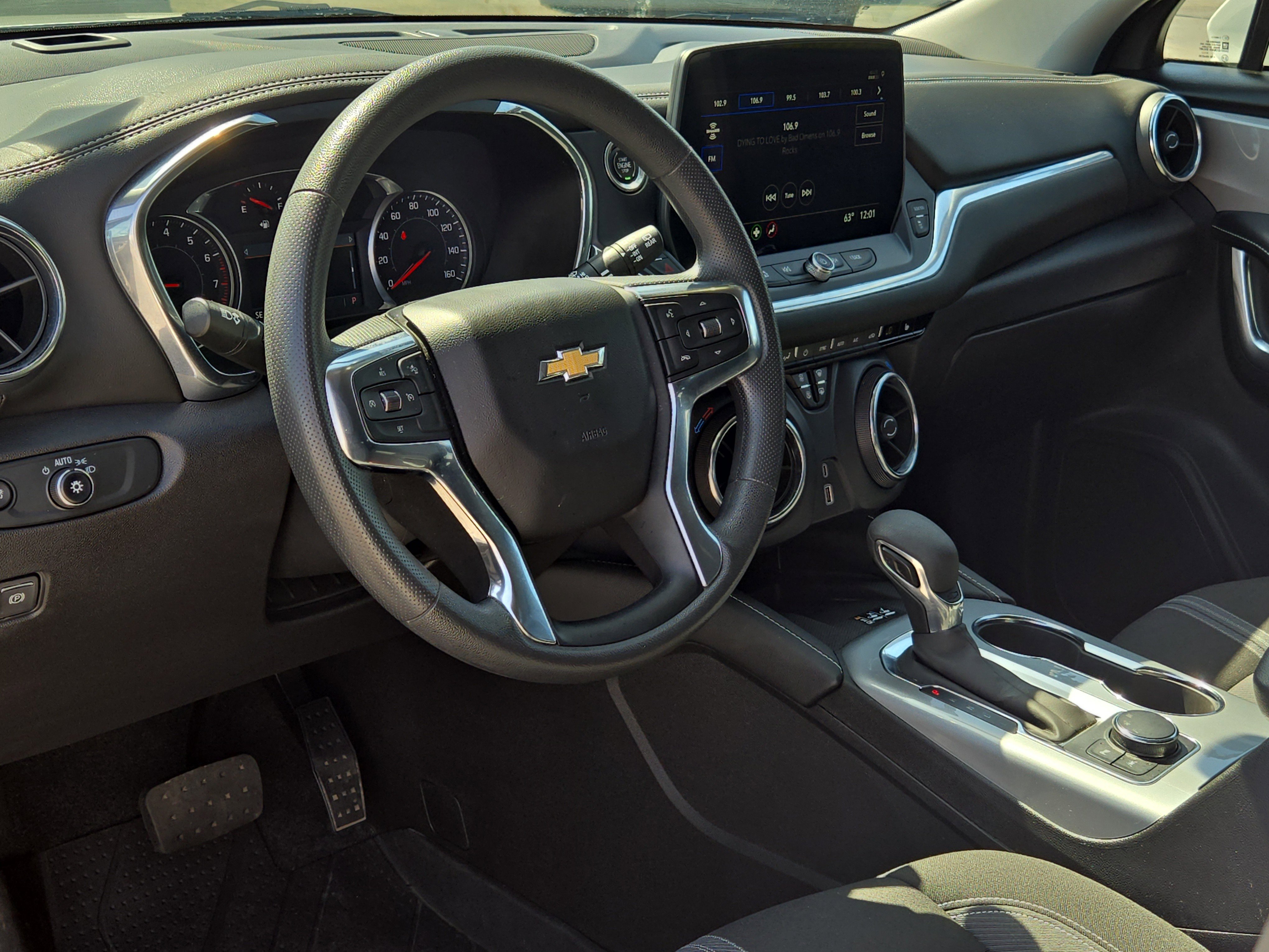 Used 2024 Chevrolet Blazer LT w/ Convenience Package image 18