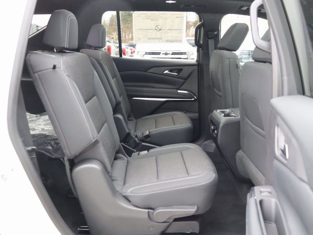 New 2026 Chevrolet Traverse LT w/ Sun and Wheel Package image 36