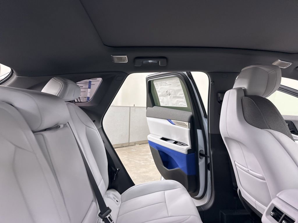 New 2026 Cadillac Optiq Luxury 1 AWD/4WD image 22
