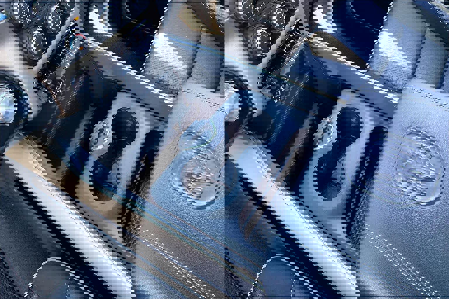 Used 2022 RAM 1500 Laramie AWD/4WD image 15