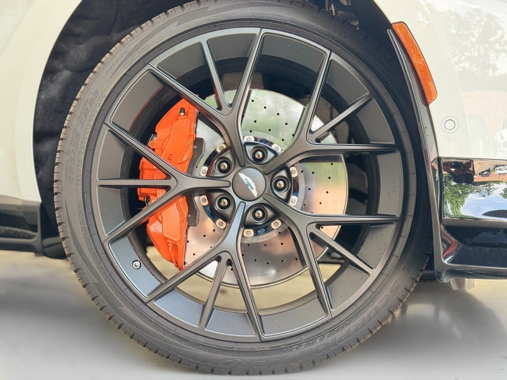 New 2025 Aston Martin DBX 707 image 8