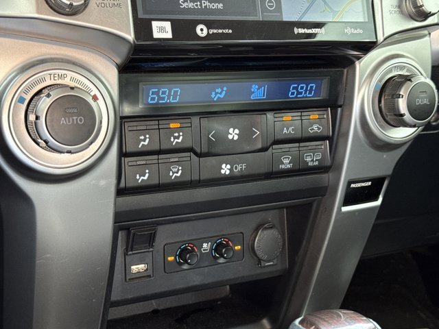 Used 2021 Toyota 4Runner Limited image 25