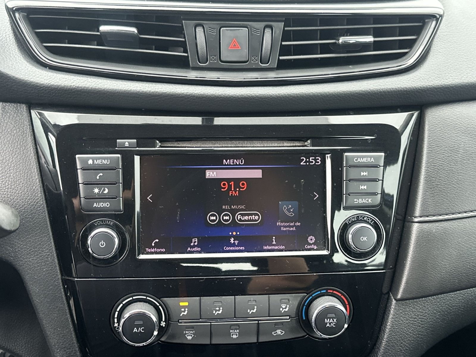 Used 2018 Nissan Rogue S AWD/4WD image 26