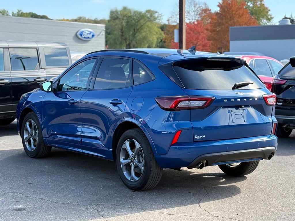 Used 2023 Ford Escape ST-Line w/ Tech Pack #1 FWD image 36