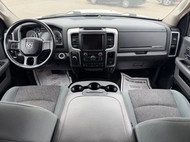 Used 2017 RAM 1500 Big Horn AWD/4WD image 23