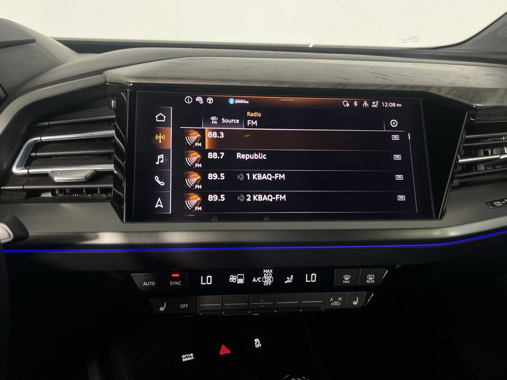 Used 2023 Audi Q4 e-tron Prestige w/ 20" Wheel Package image 15