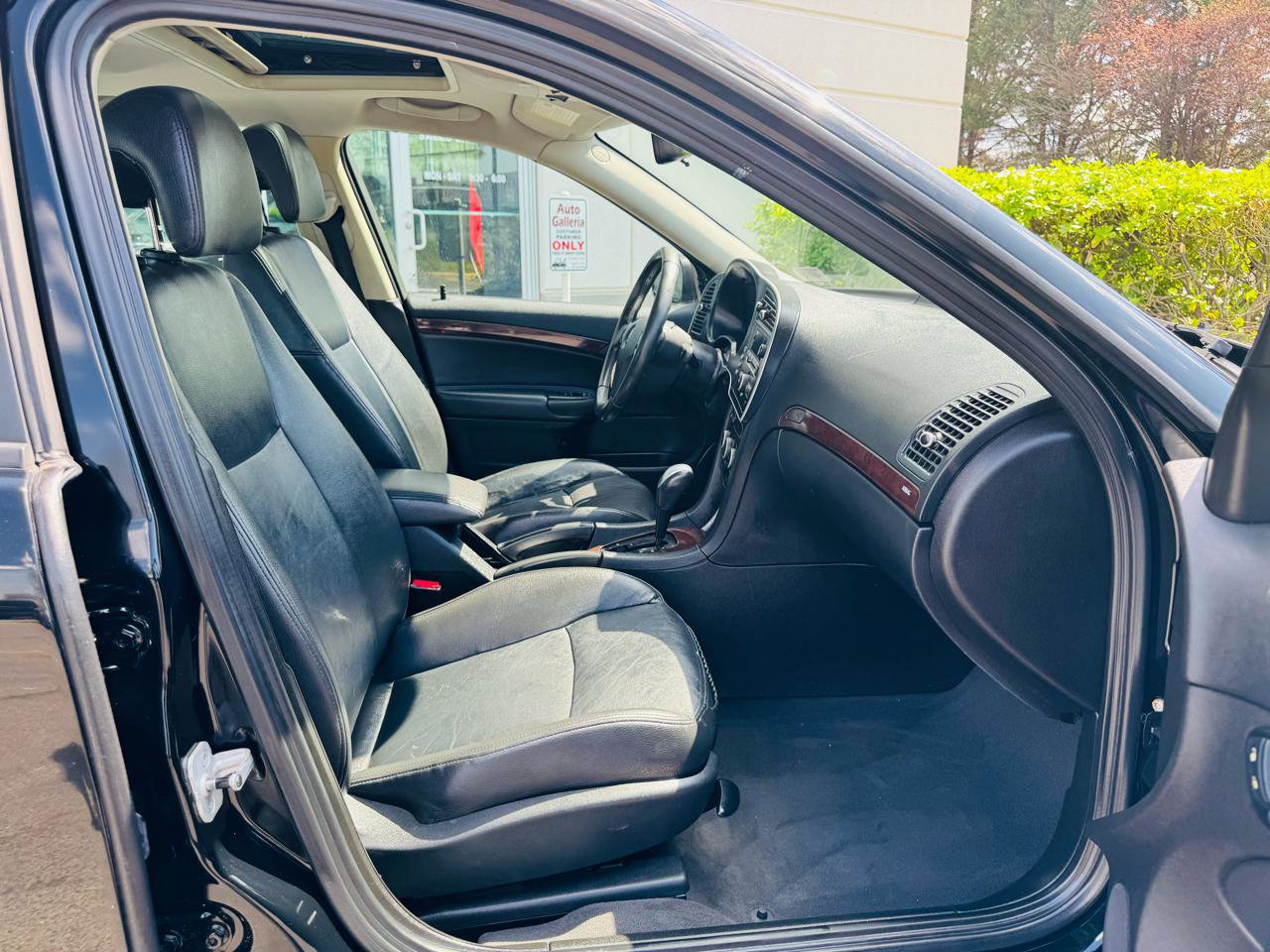 Used 2008 Saab 9-3 2.0T w/ Moonroof Package image 17