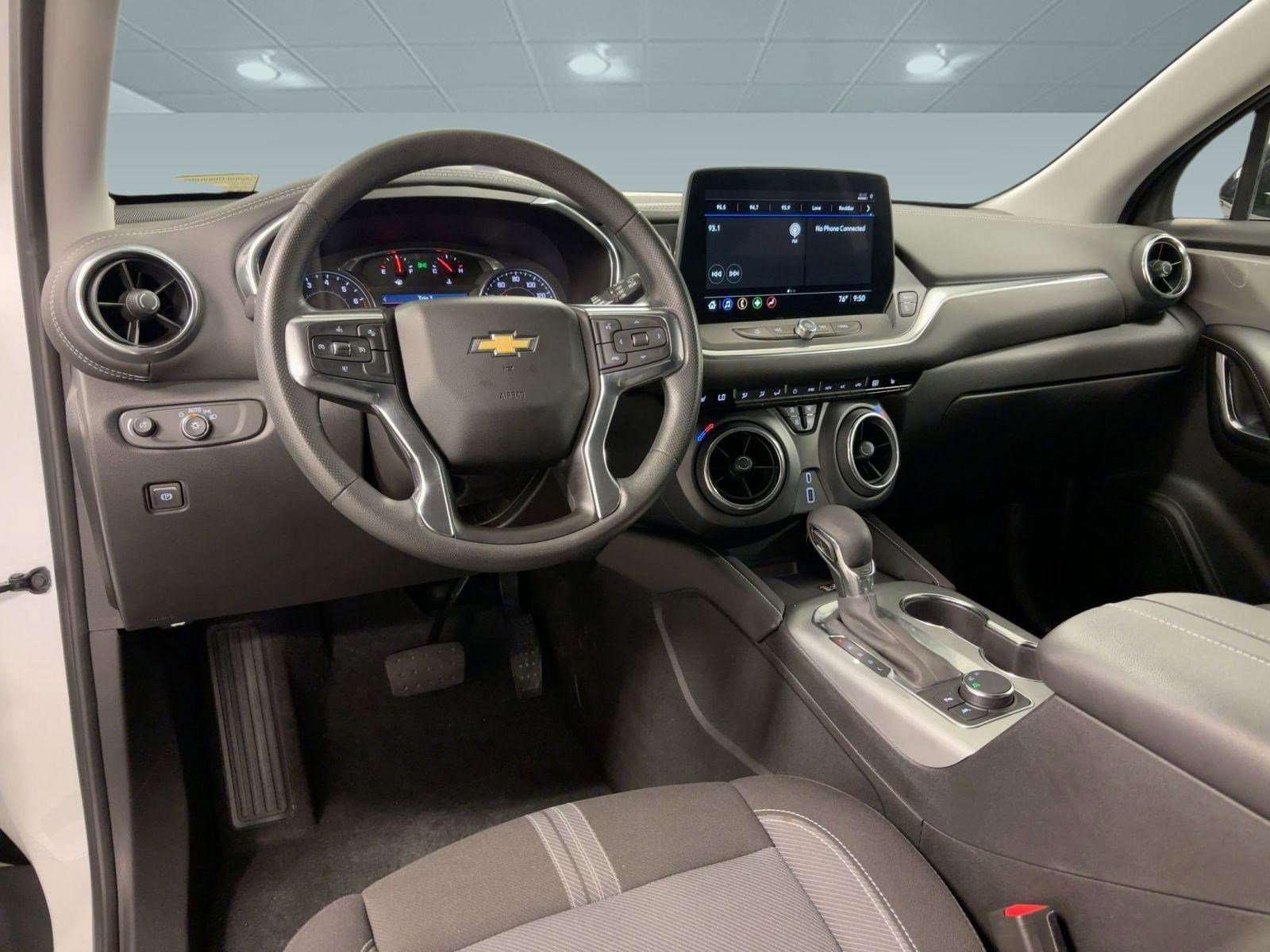 Used 2024 Chevrolet Blazer LT w/ Convenience Package image 28