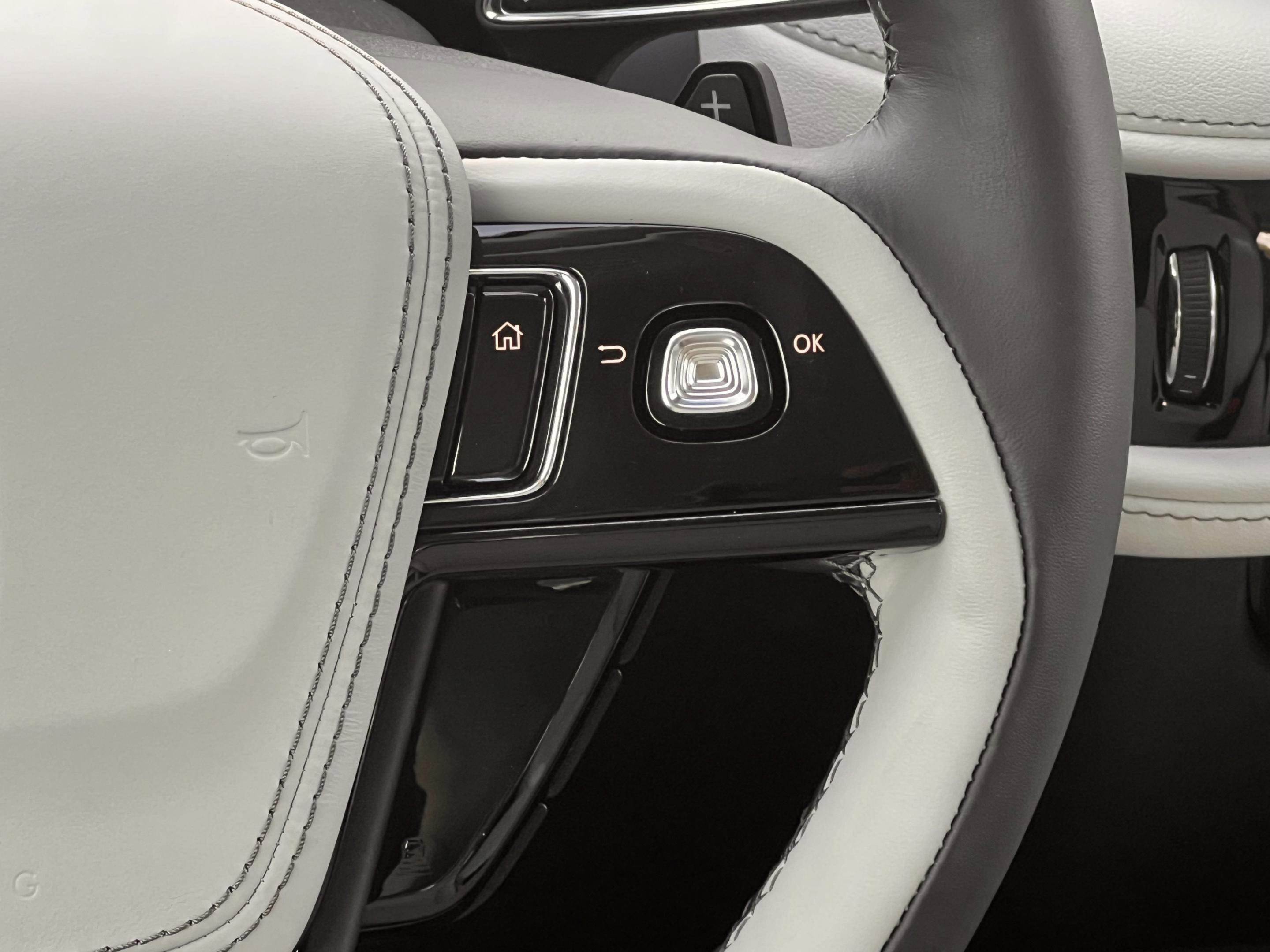 Used 2026 Lincoln Aviator 2WD image 13