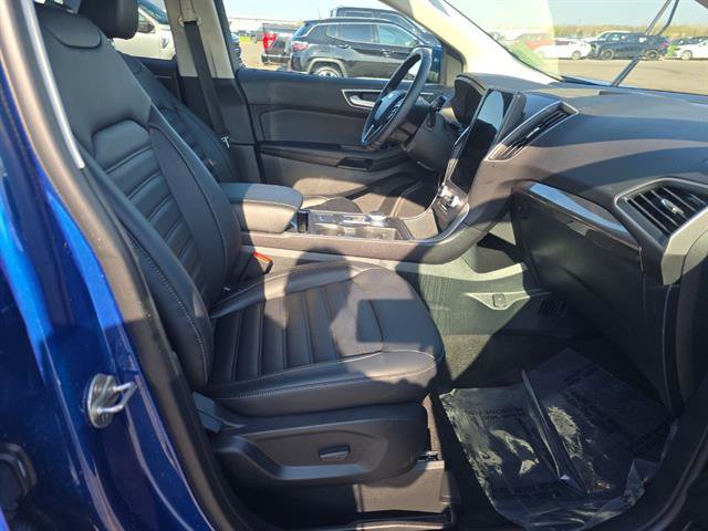 Certified 2024 Ford Edge SEL w/ Convenience Package AWD/4WD image 14