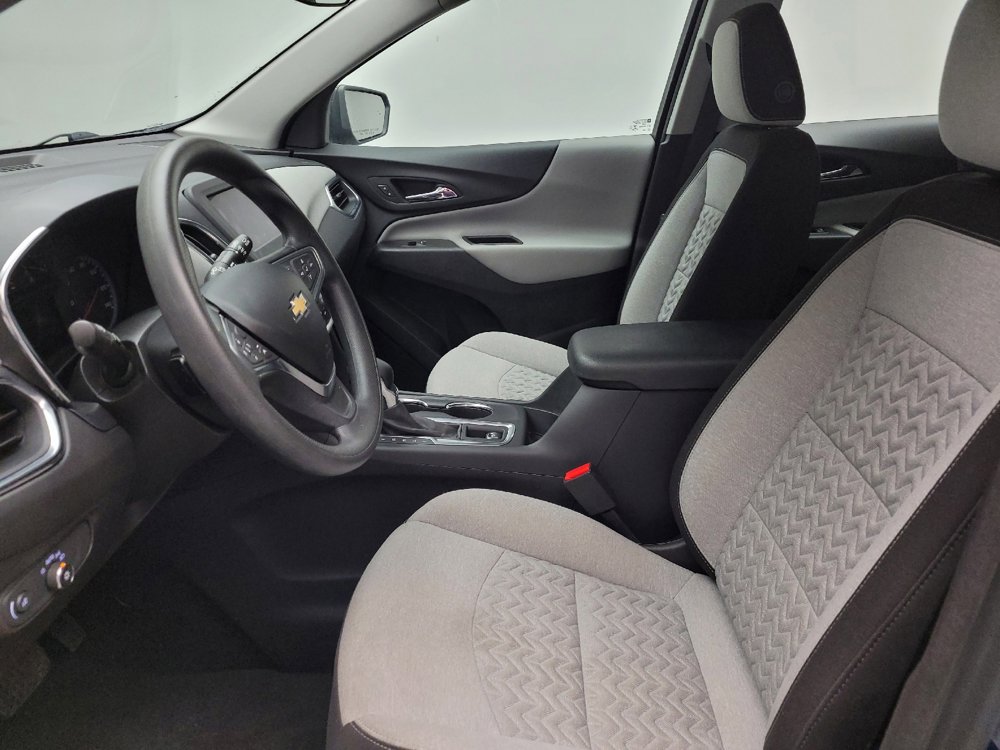 Used 2022 Chevrolet Equinox LS FWD image 17
