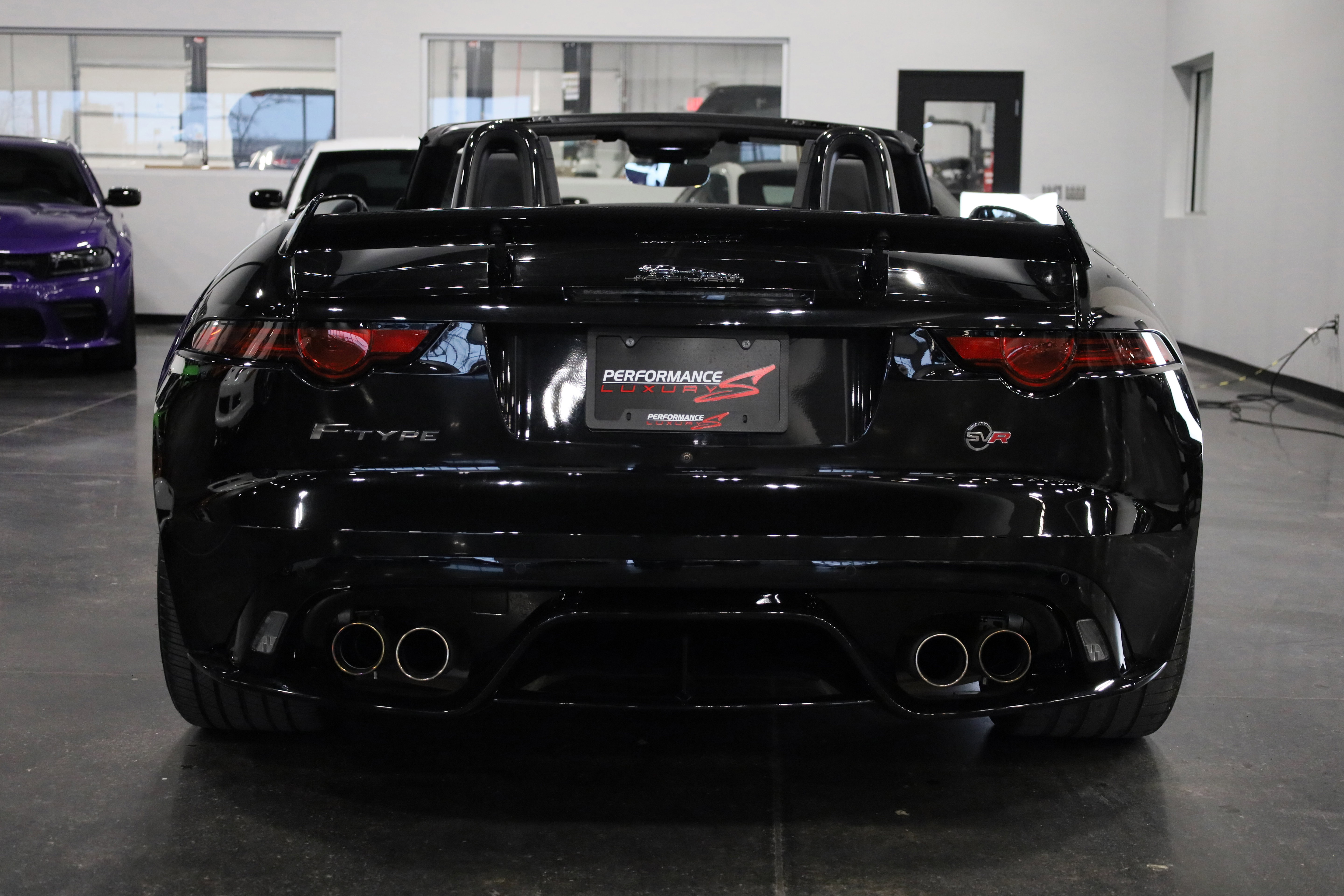 Used 2020 Jaguar F-TYPE SVR image 5