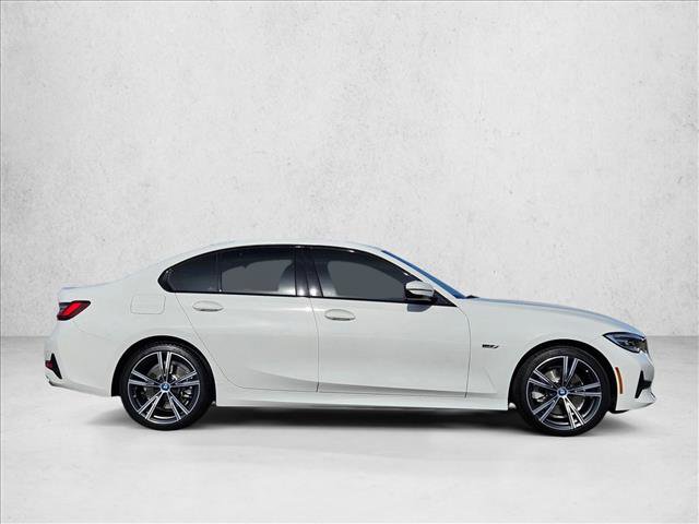 Used 2022 BMW 330e w/ Premium Package image 4