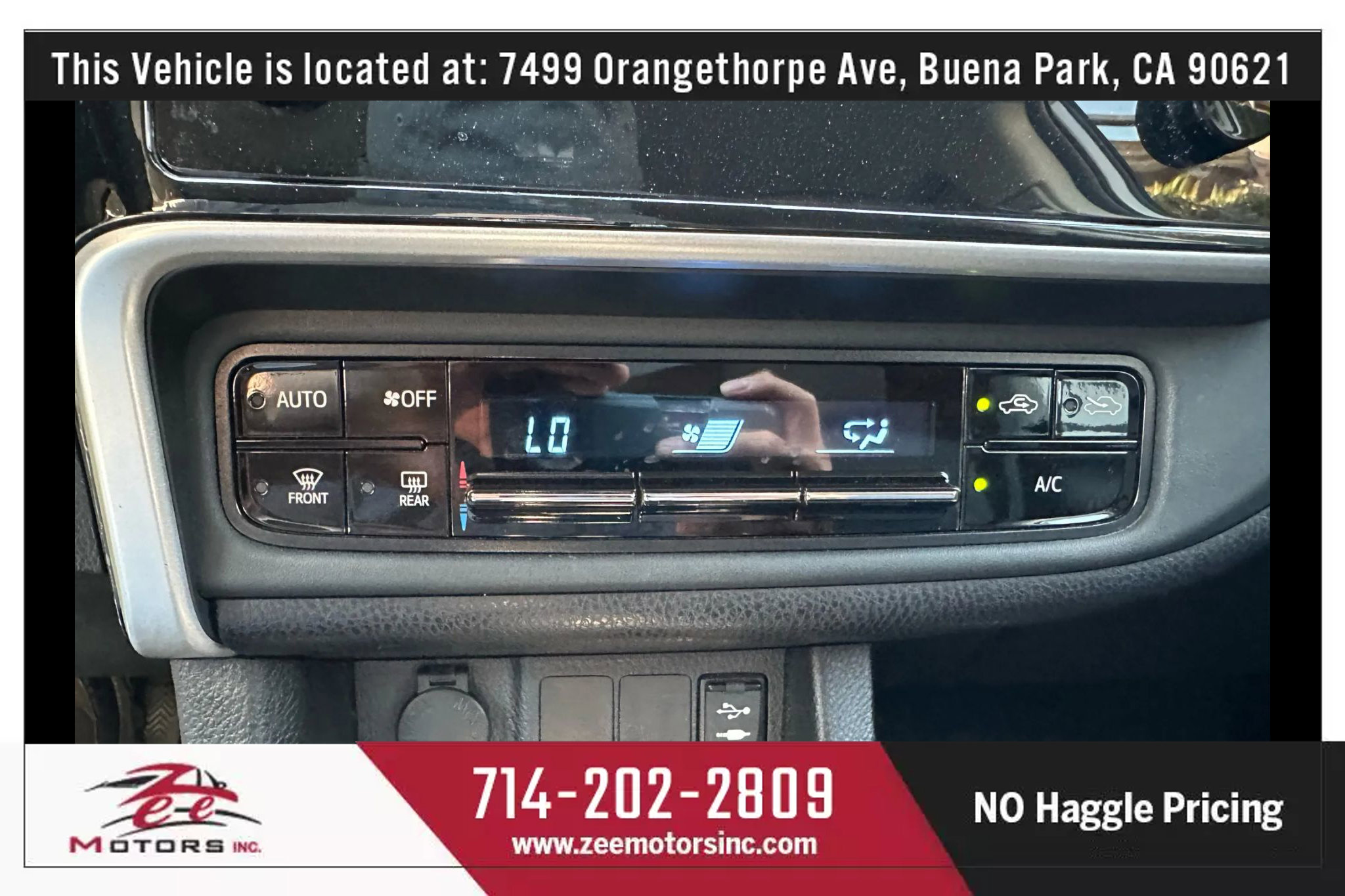 Used 2018 Toyota Corolla LE image 27