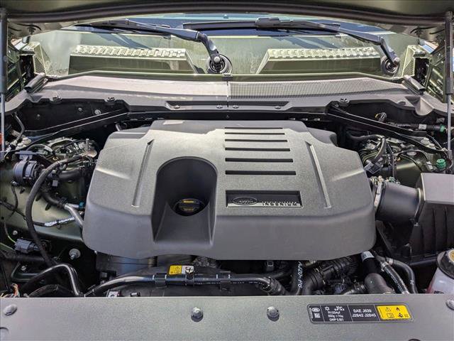 New 2026 Land Rover Defender 110 X-Dynamic SE image 18
