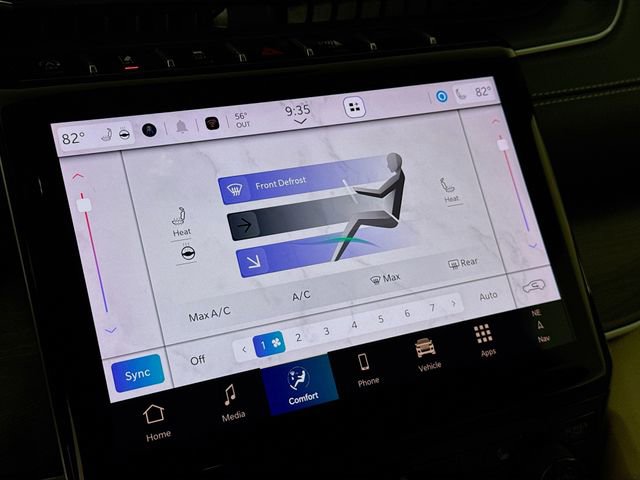 Used 2024 Jeep Grand Cherokee Limited image 20