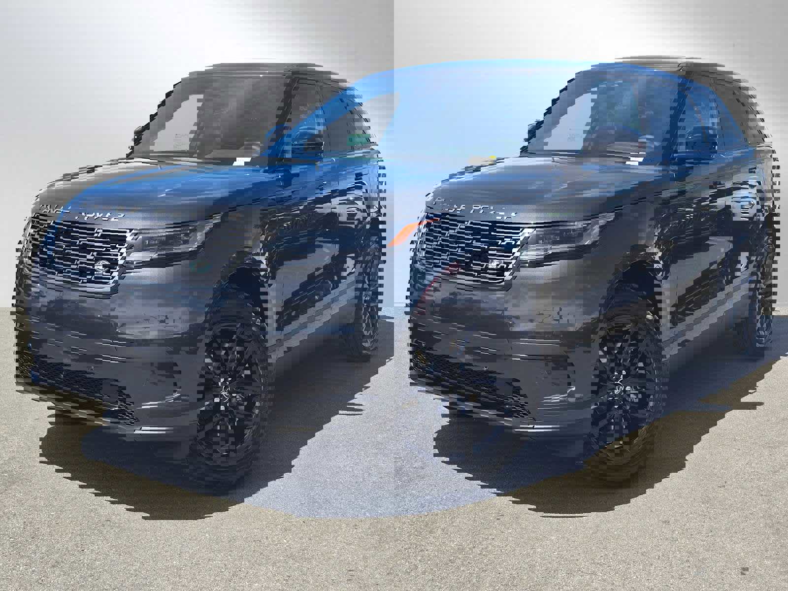 Used 2026 Land Rover Range Rover Velar S image 3
