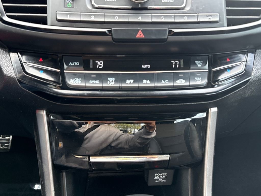 Used 2017 Honda Accord Sport image 22
