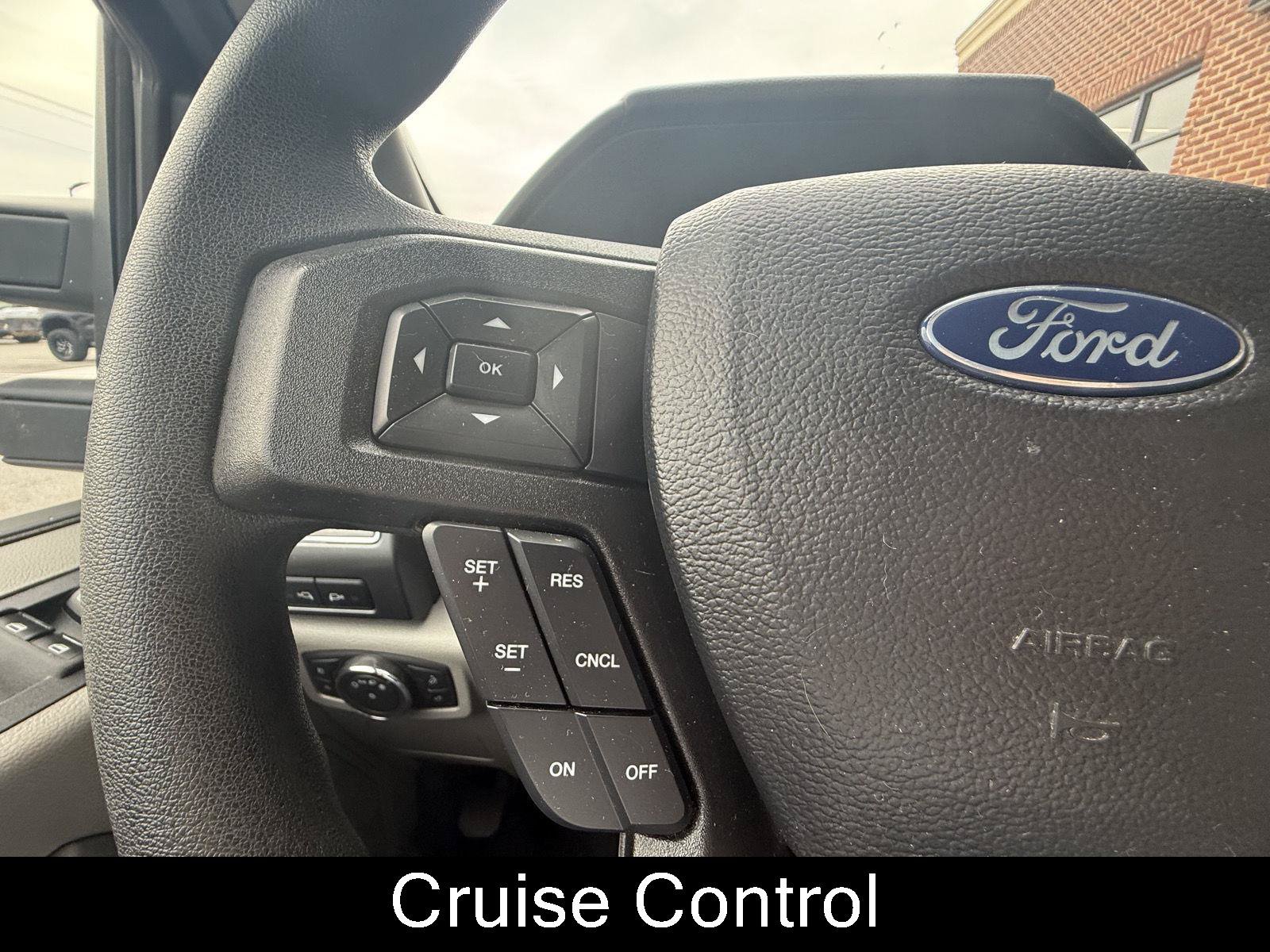 Used 2021 Ford F350 XLT w/ XLT Value Package RWD image 11