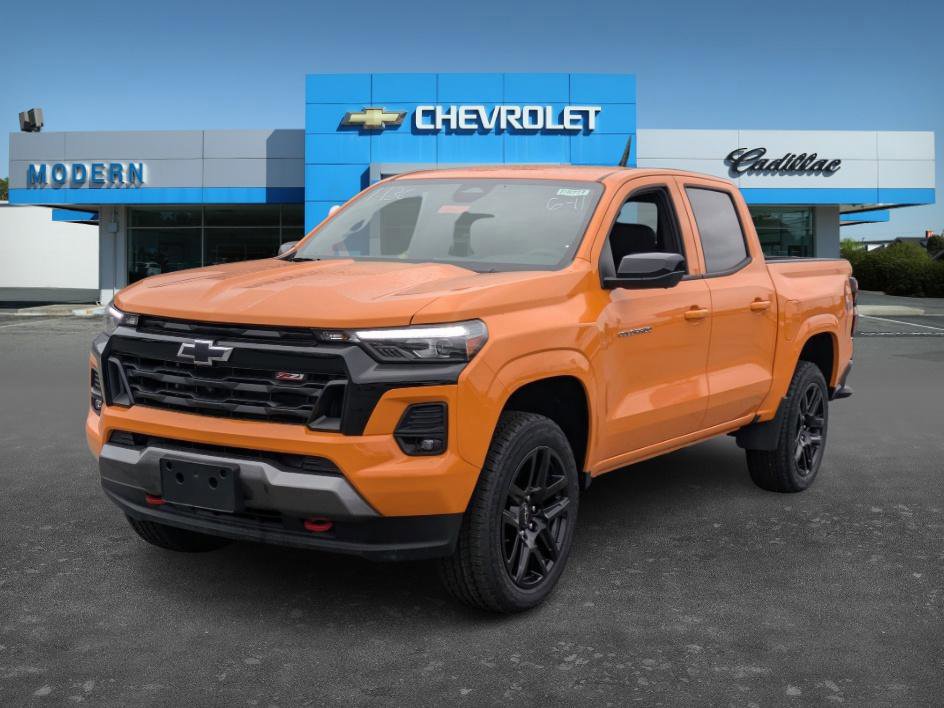 New 2025 Chevrolet Colorado Z71 w/ Technology Package image 1