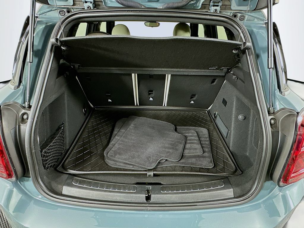 Used 2023 MINI Cooper Countryman SE w/ Storage Package image 27