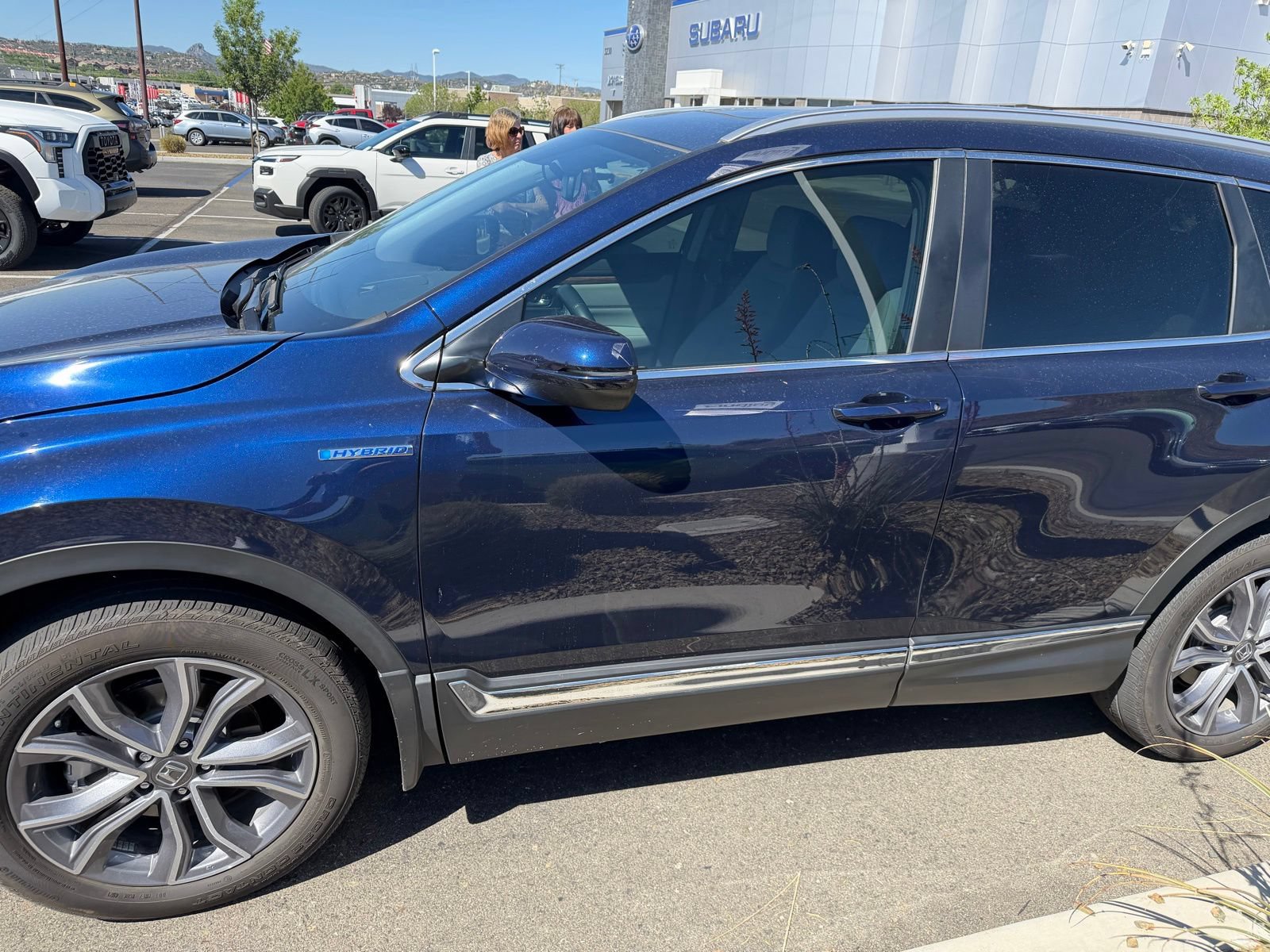 Used 2022 Honda CR-V Touring image 4