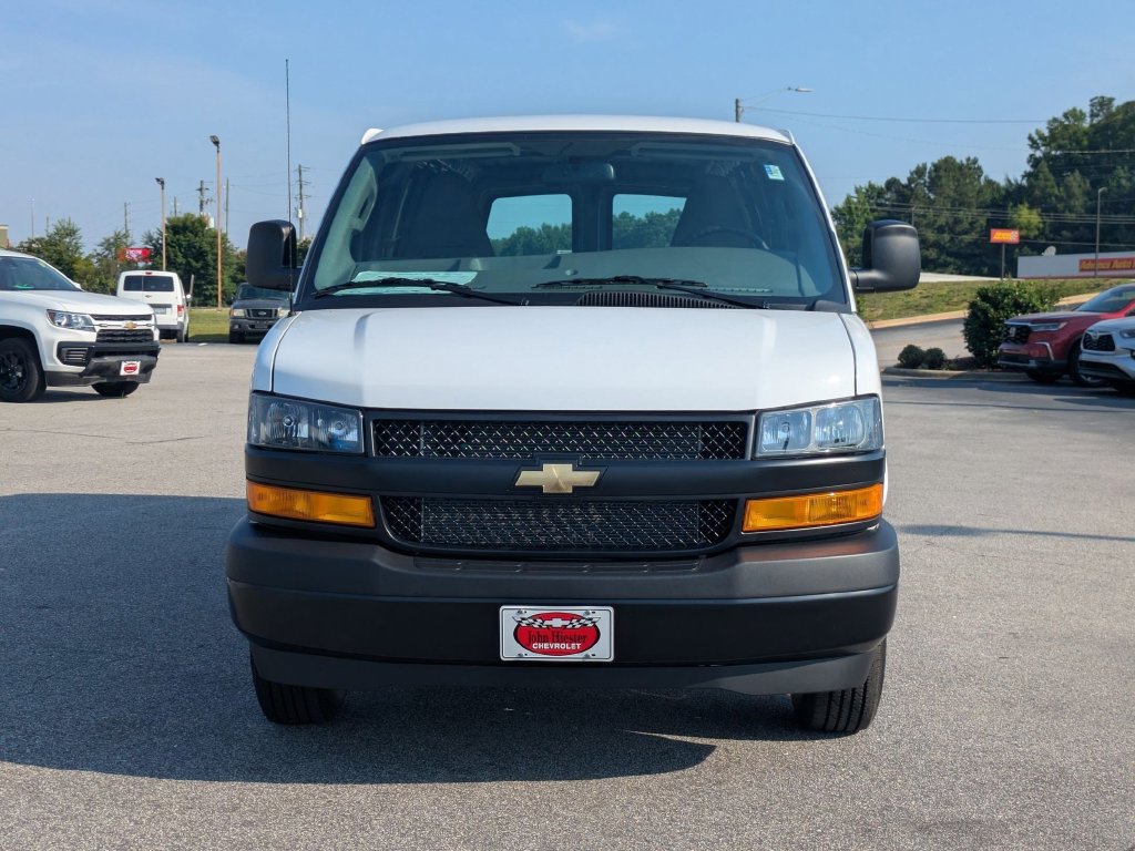 New 2026 Chevrolet Express 2500 RWD image 7