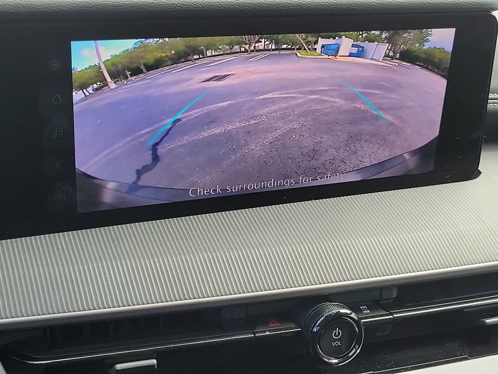 Certified 2025 Nissan Murano SV AWD/4WD image 35