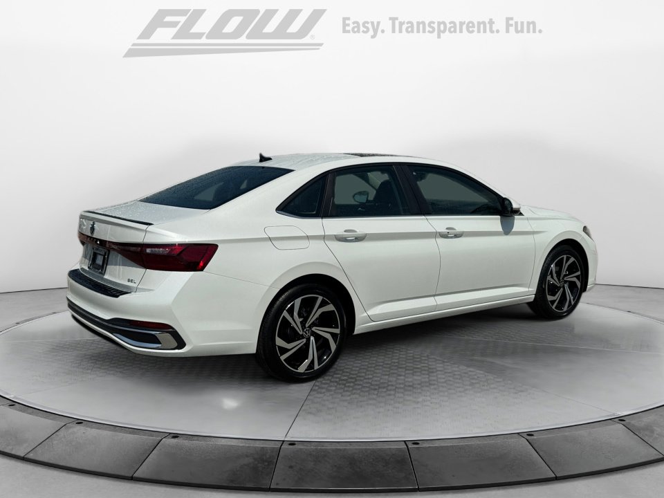 New 2026 Volkswagen Jetta SEL image 7