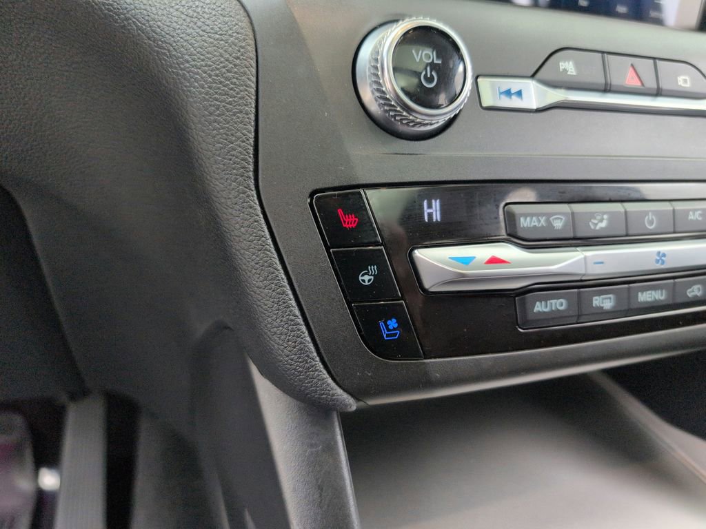 Used 2020 Ford Explorer ST w/ ST Street Pack image 39