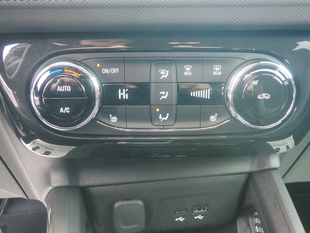 Used 2026 Chevrolet TrailBlazer LT w/ Convenience Package image 18