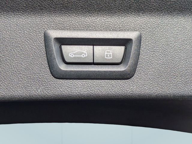 Used 2024 BMW X3 sDrive30i w/ Convenience Package image 14