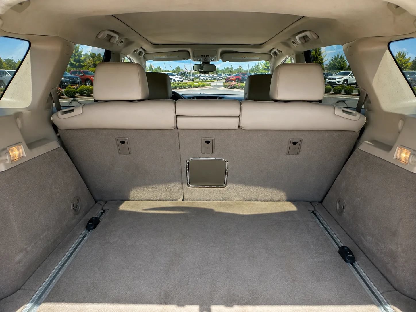 Used 2015 Cadillac SRX Luxury FWD image 12