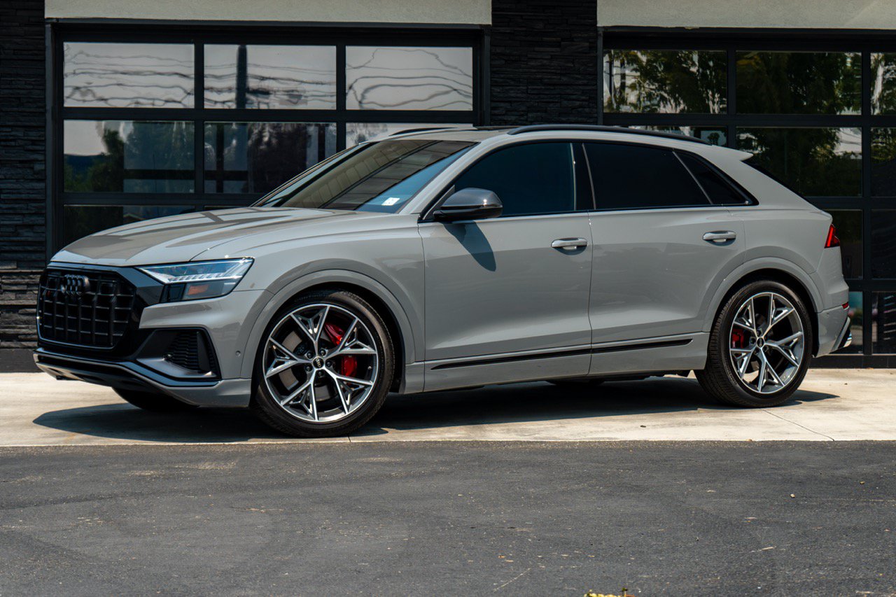 Used 2023 Audi SQ8 Prestige AWD/4WD image 4