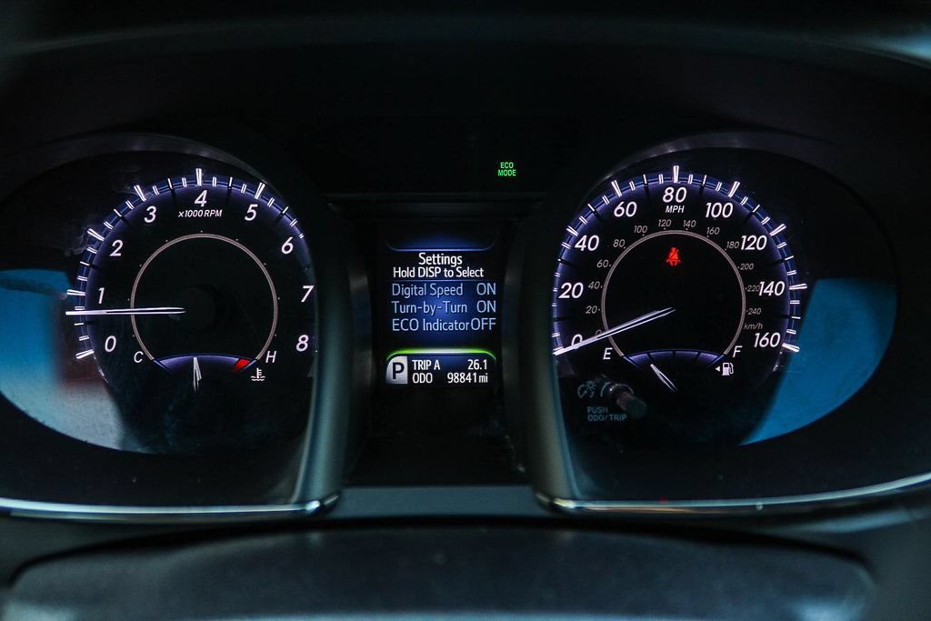Used 2016 Toyota Avalon Touring w/ Preferred Accessory Package FWD image 22