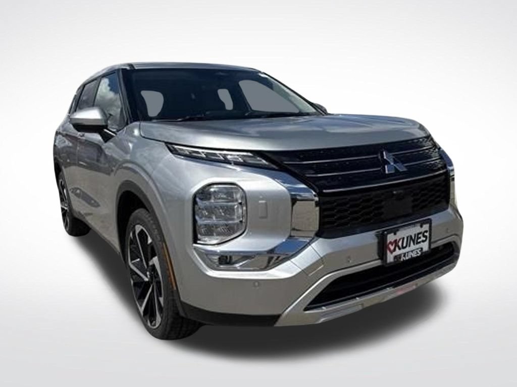 Used 2022 Mitsubishi Outlander SE AWD/4WD image 6