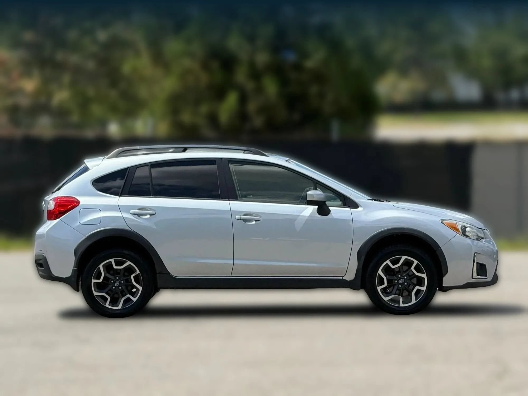 Used 2017 Subaru Crosstrek 2.0i Premium w/ Popular Package #1 AWD/4WD image 7