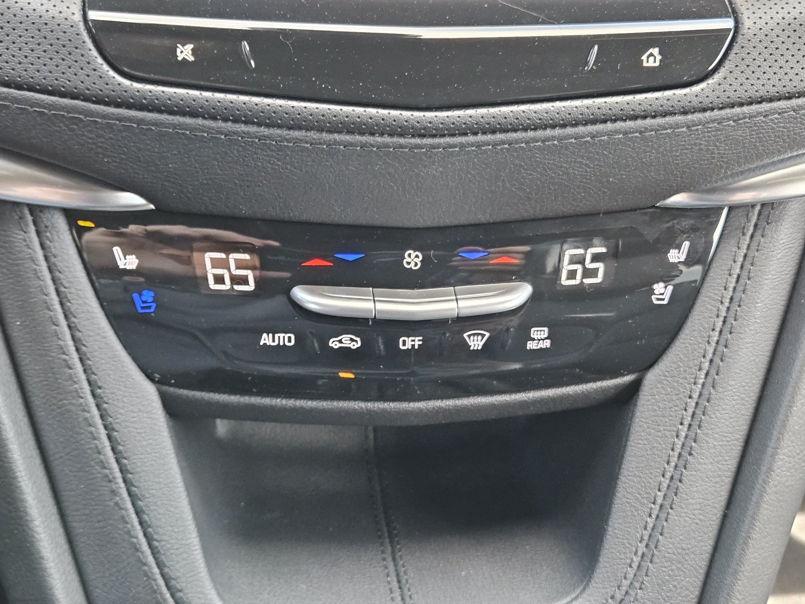 New 2026 Cadillac XT5 Sportv AWD/4WD image 13