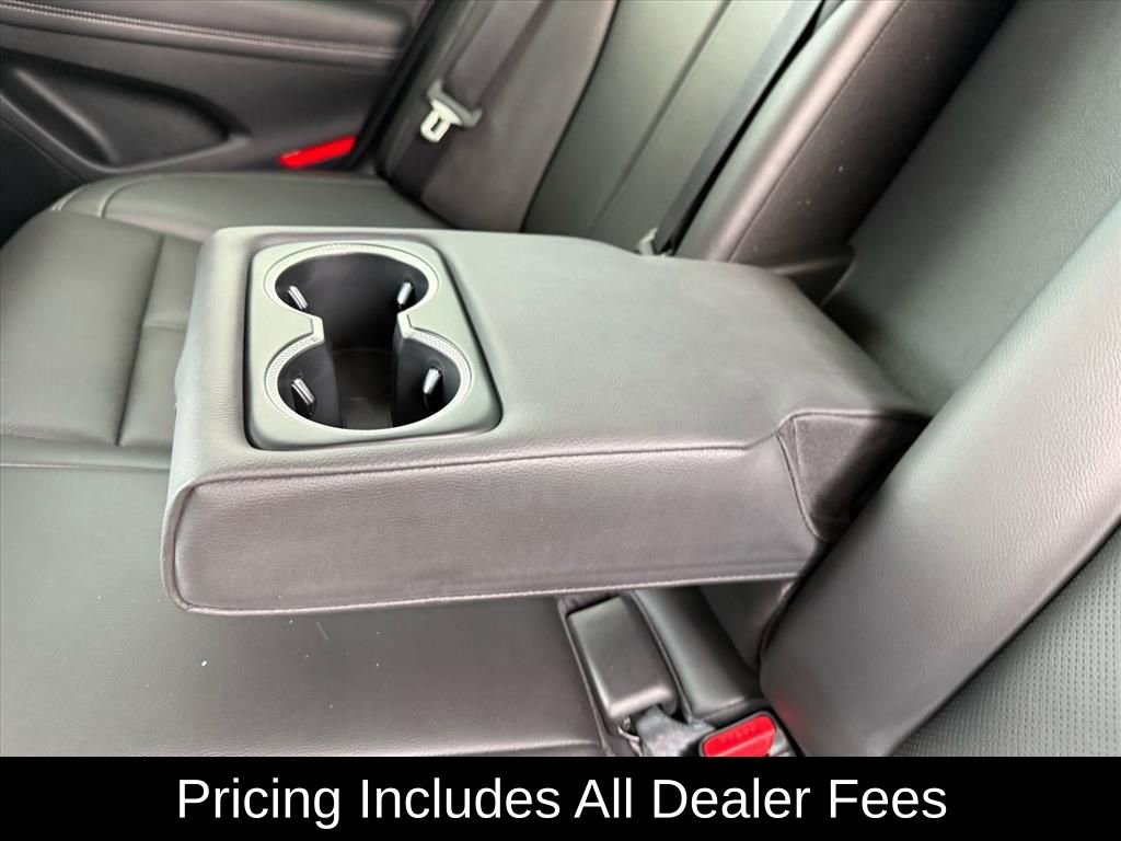 Used 2024 Genesis G70 2.5T RWD image 13