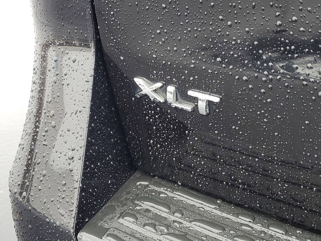 Used 2023 Ford Expedition Max XLT image 38