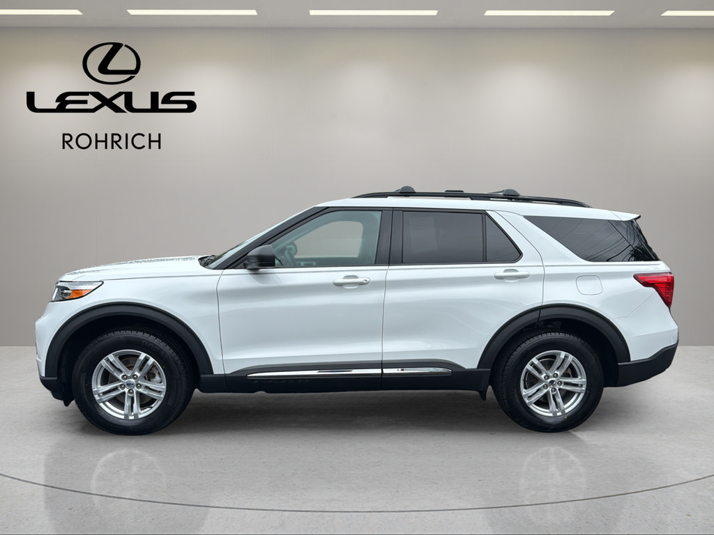 Used 2021 Ford Explorer XLT w/ Class III Trailer Tow Package AWD/4WD image 9