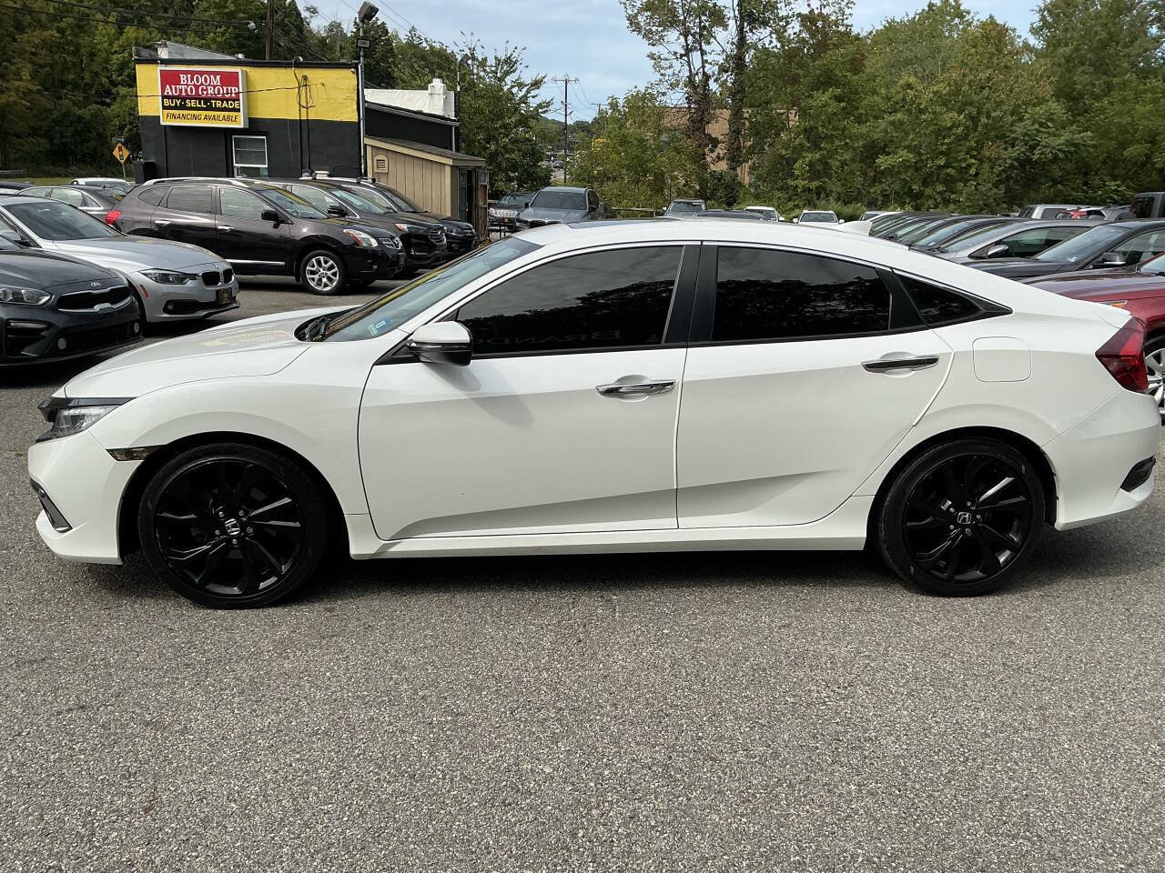 Used 2019 Honda Civic Touring image 10