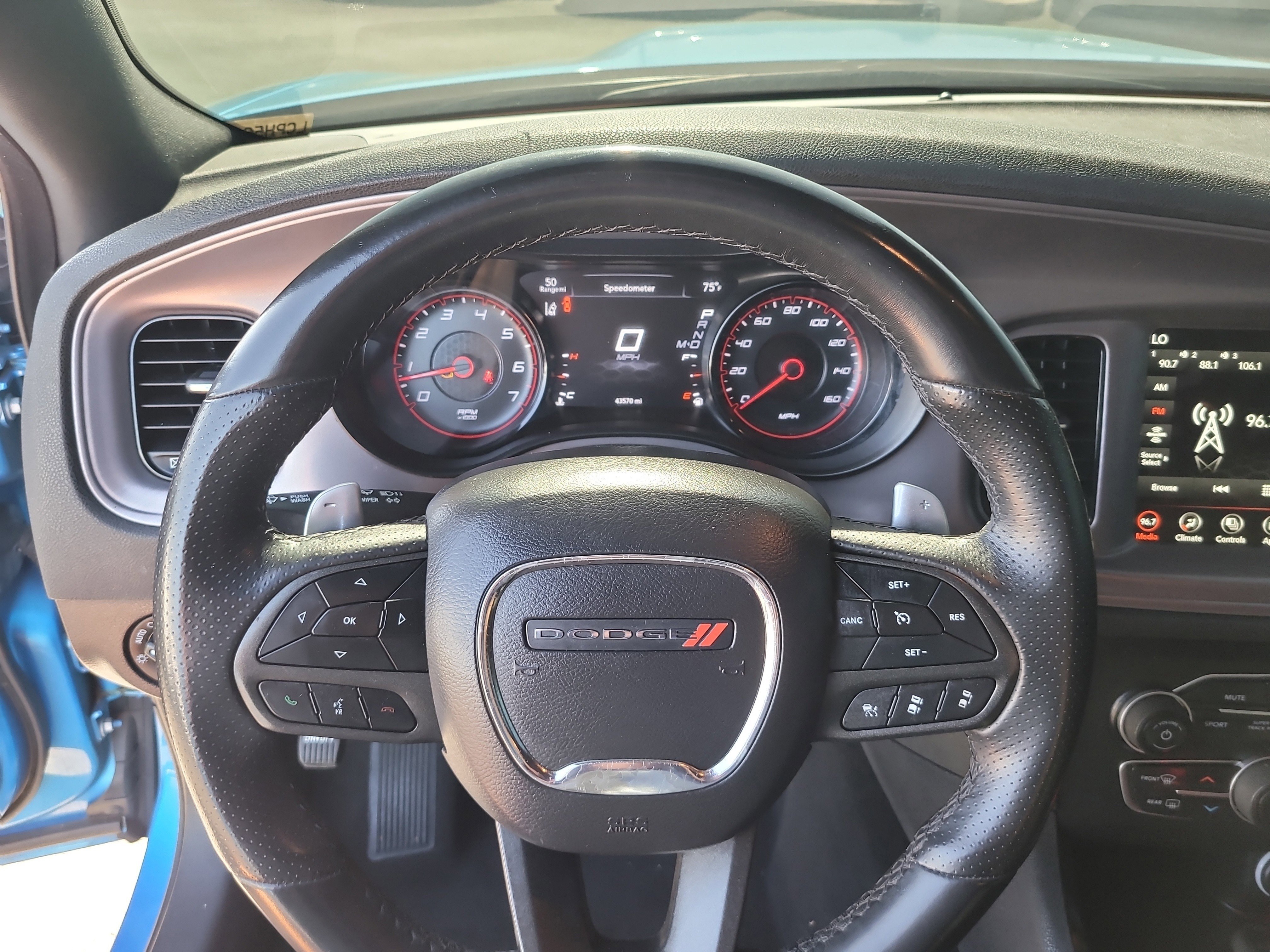 Used 2023 Dodge Charger R/T w/ Performance Handling Group image 25