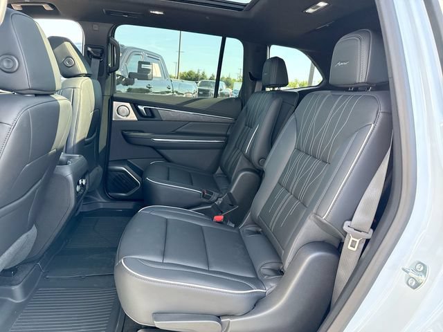 New 2027 Buick Enclave Avenir w/ LPO, Floor Liner Package FWD image 23