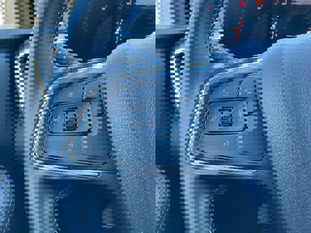 Used 2025 Buick Encore GX Preferred image 14