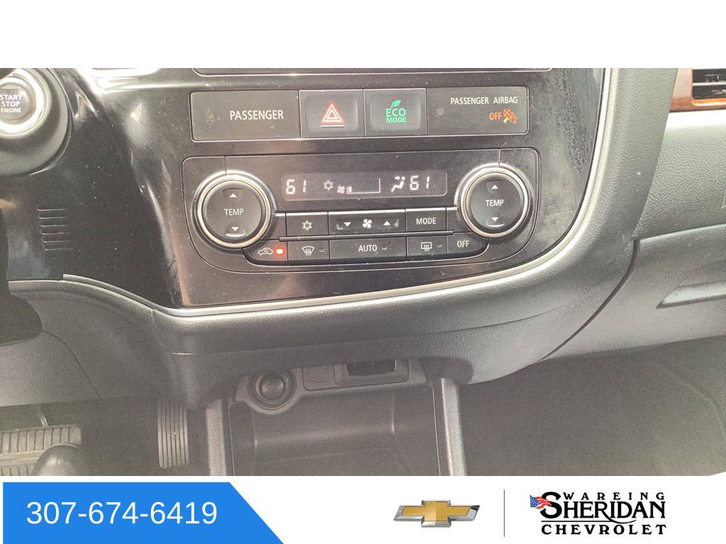Used 2015 Mitsubishi Outlander GT AWD/4WD image 11