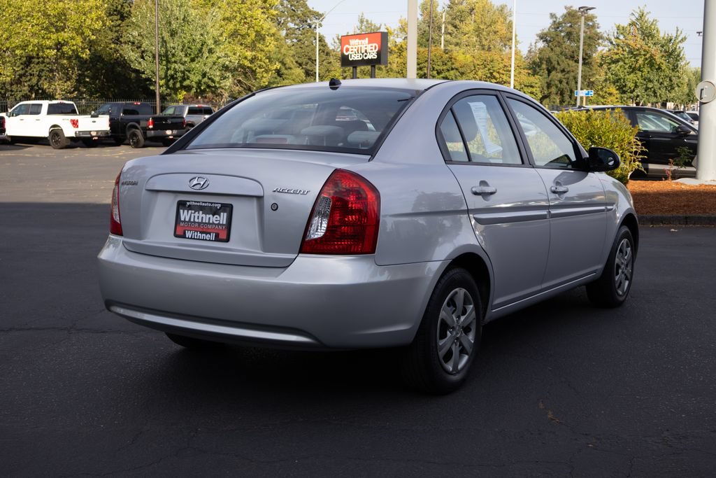 Used 2009 Hyundai Accent GLS FWD image 7