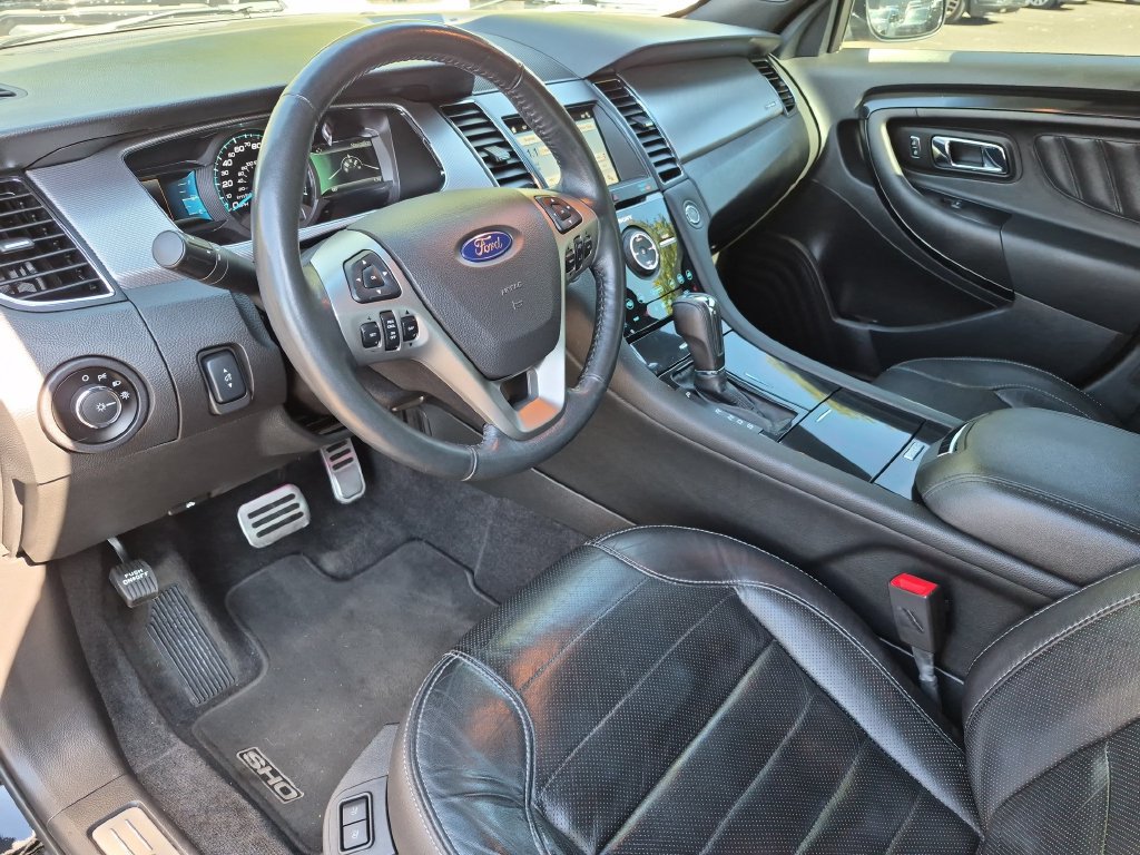Certified 2018 Ford Taurus SHO w/ Driver Assist Package AWD/4WD image 18