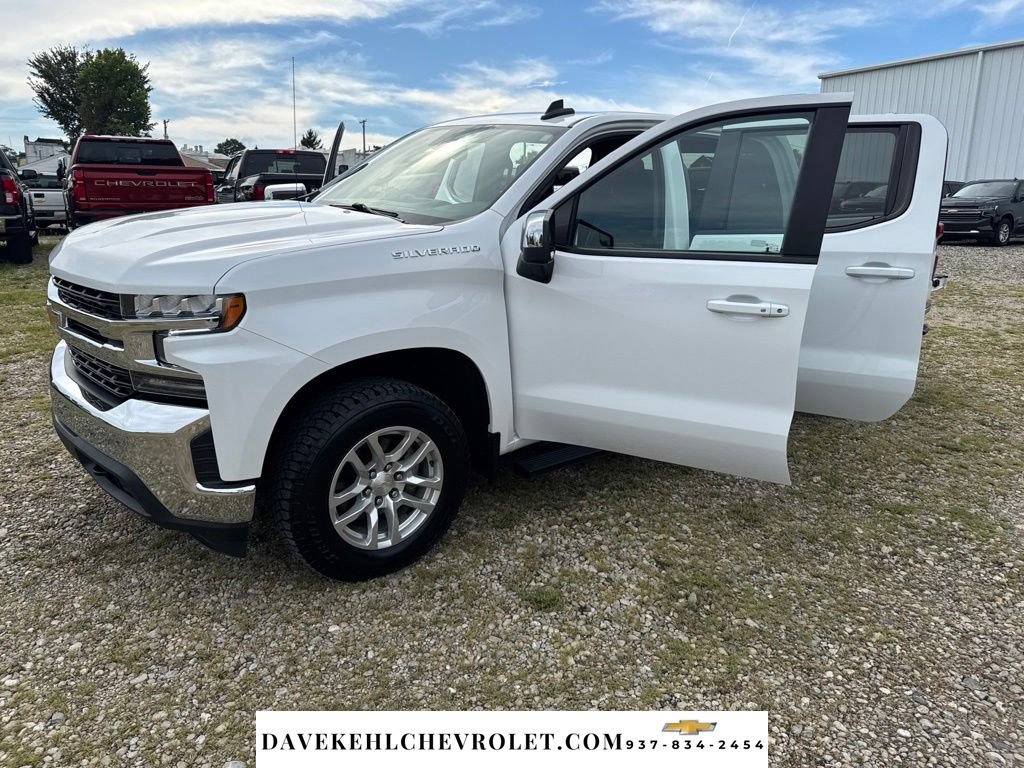 Used 2021 Chevrolet Silverado 1500 LT AWD/4WD image 25